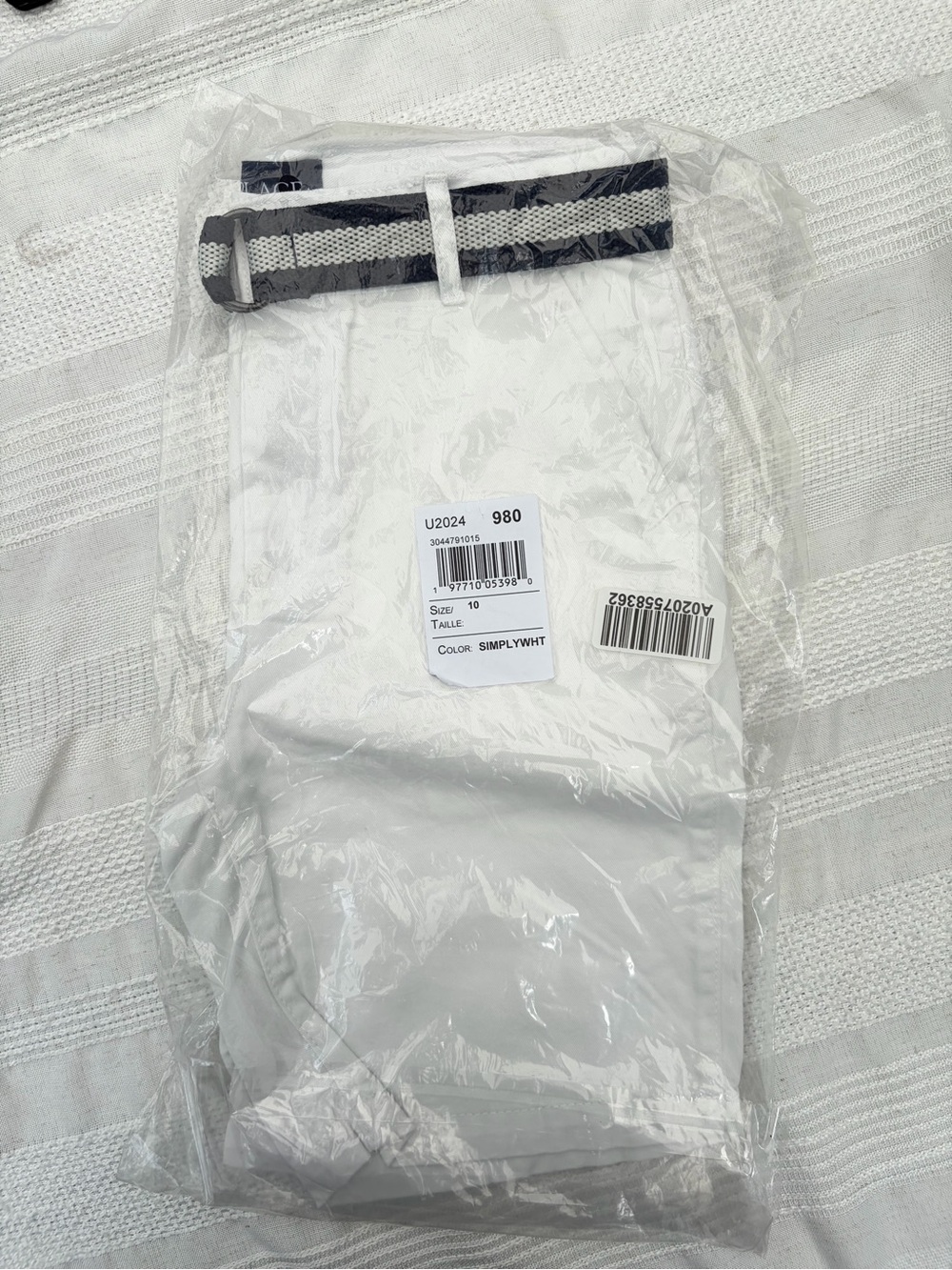 The Children’s Place Boys White Chino Shorts With Belt Size 10 NWT